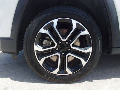 2023 Jeep Compass — photo 10 view
