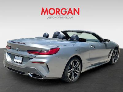2023 BMW 8 Series — photo 7 view