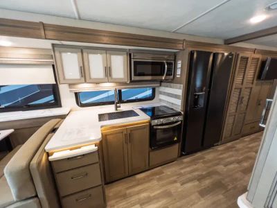 2027 Thor Motor Coach WINDSPORT - Photo 13
