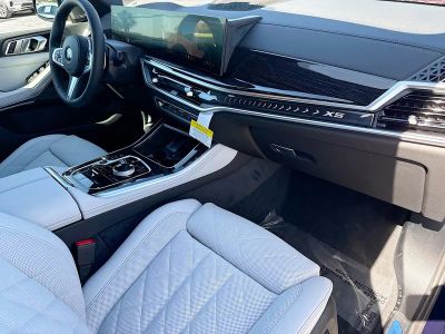 2026 BMW X5 — photo 14 view