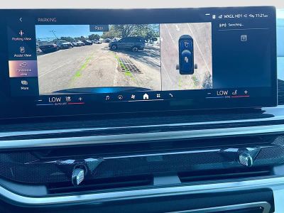 2026 BMW X5 — photo 33 view