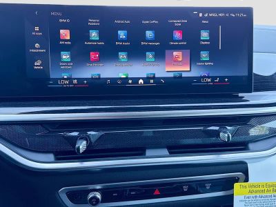 2026 BMW X5 — photo 30 view