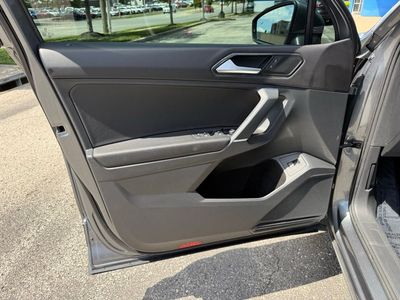 2018 Volkswagen Tiguan - Photo 17