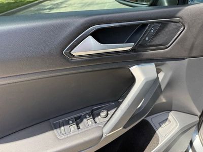 2018 Volkswagen Tiguan - Photo 18