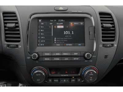 2018 Kia Forte - Photo 46