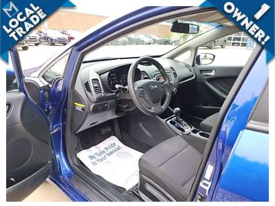 2018 Kia Forte - Photo 18