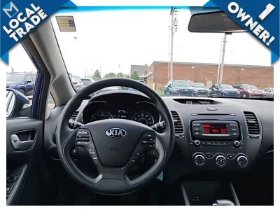 2018 Kia Forte - Photo 22