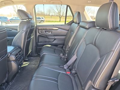 2025 Honda Pilot — photo 18 view