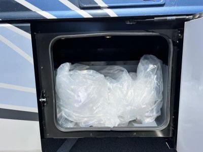 2026 Fleetwood BOUNDER - Photo 33