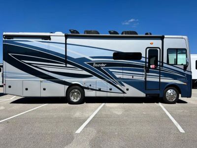 2026 Fleetwood BOUNDER - Photo 30