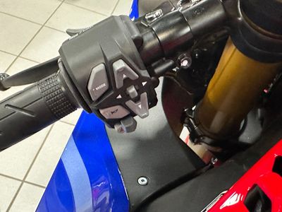 2025 Honda CBR1000RR-R Fireblade SP - Photo 7