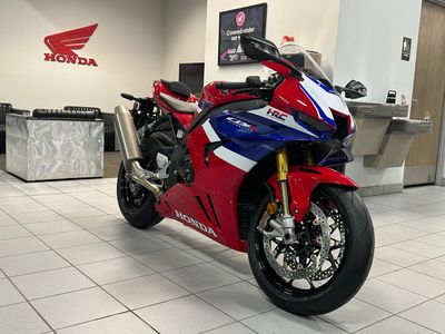2025 Honda CBR1000RR-R Fireblade SP - Photo 12