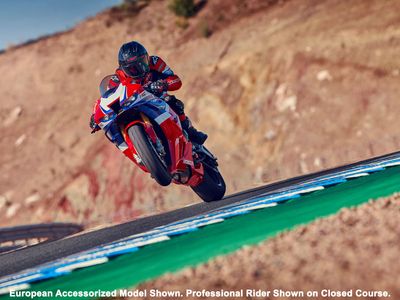 2025 Honda CBR1000RR-R Fireblade SP - Photo 37