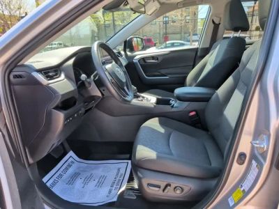 2025 Toyota RAV4 Hybrid - Photo 17