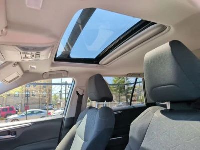 2025 Toyota RAV4 Hybrid - Photo 25