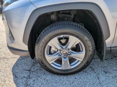 2025 Toyota RAV4 Hybrid - Photo 9