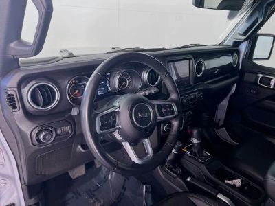 2022 Jeep Wrangler — photo 11 view
