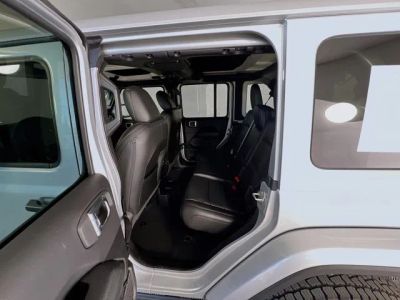 2022 Jeep Wrangler — photo 27 view