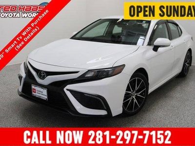 2023 Toyota Camry - Photo 1