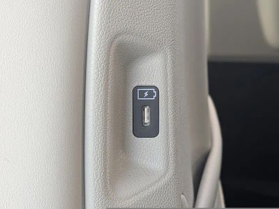 2026 Kia Sorento Hybrid — photo 23 view