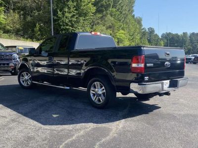2008 Ford F-150 — engine compartment view