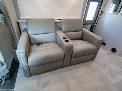 2026 Thor Motor Coach Chateau - Photo 9