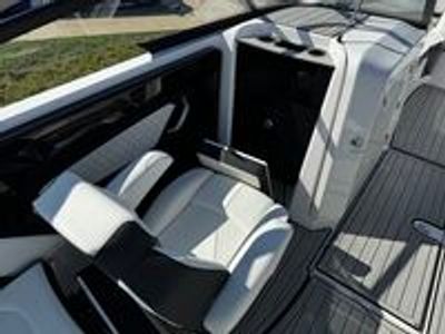 2025 Yamaha 252 S - Photo 28