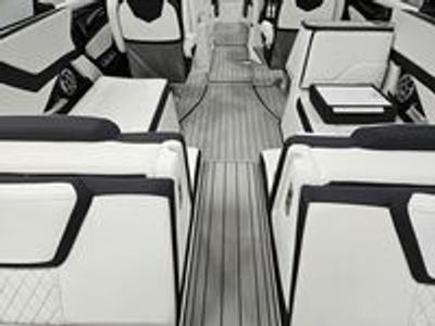 2025 Yamaha 252 S - Photo 15