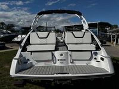 2025 Yamaha 252 S - Photo 7