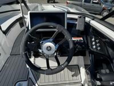 2025 Yamaha 252 S - Photo 30
