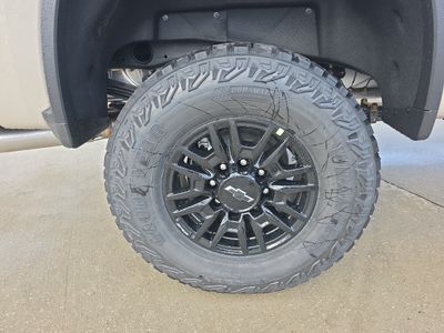 2026 Chevrolet Silverado 2500HD — photo 16 view
