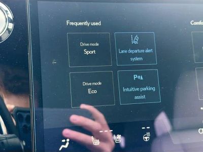 2026 Lexus TX — photo 32 view