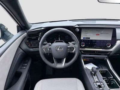 2026 Lexus TX — photo 18 view