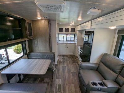 2023 Keystone Cougar Half-Ton - Photo 6