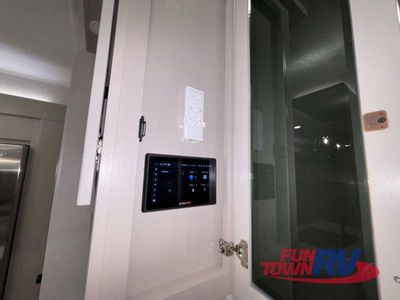 2026 Jayco North Point - Photo 34