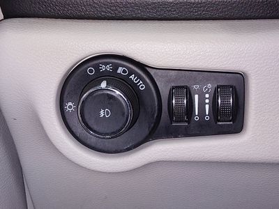 2023 Chrysler Pacifica — photo 13 view