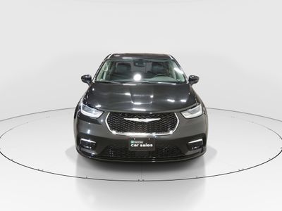 2023 Chrysler Pacifica — side profile view