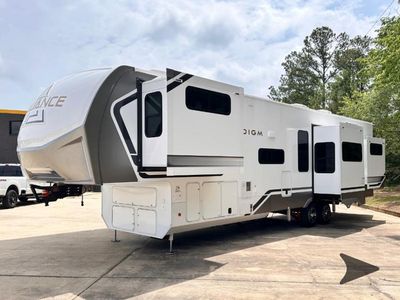 2025 Alliance RV Paradigm - Photo 9