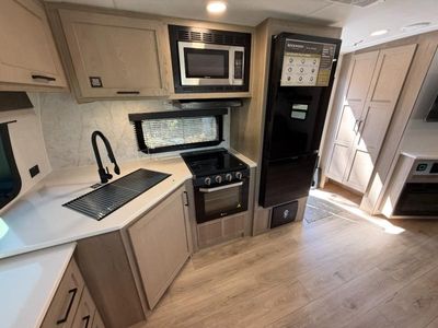 2026 Forest River RV Rockwood Ultra Lite - Photo 8