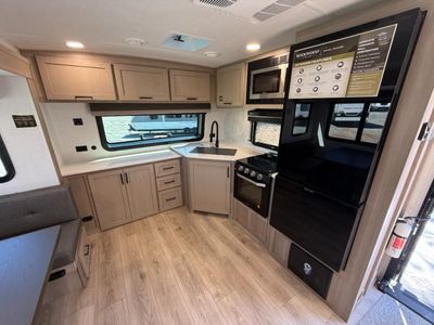 2026 Forest River RV Rockwood Ultra Lite - Photo 13