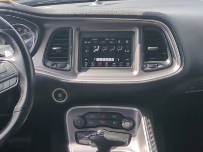 2022 Dodge Challenger — photo 17 view