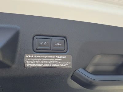 2027 Kia Telluride Hybrid — photo 11 view