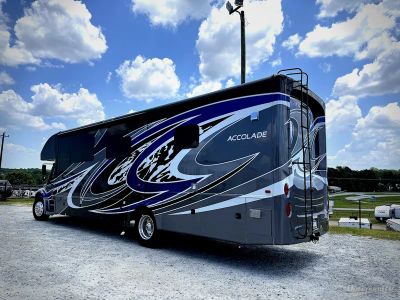 2021 Entegra Coach Accolade — rear three-quarter view