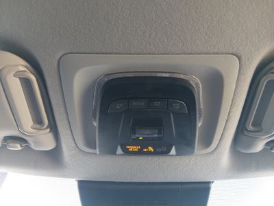 2023 Toyota Corolla Cross — photo 21 view