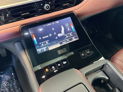 2025 INFINITI QX80 - Photo 19