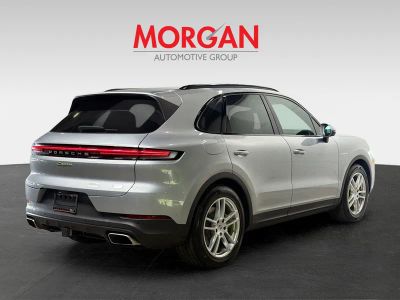 2026 Porsche Cayenne — photo 7 view