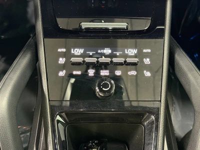 2026 Porsche Cayenne — photo 34 view
