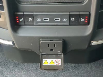 2026 Ram 1500 — photo 16 view