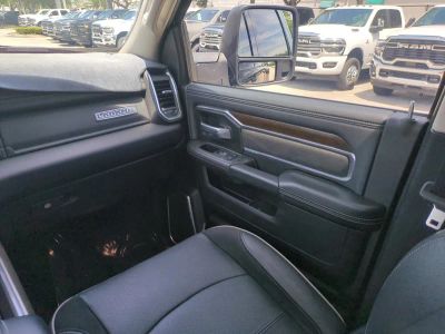 2024 Ram 3500 — photo 17 view