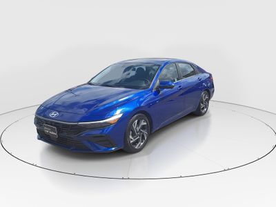 2024 Hyundai Elantra - Photo 3